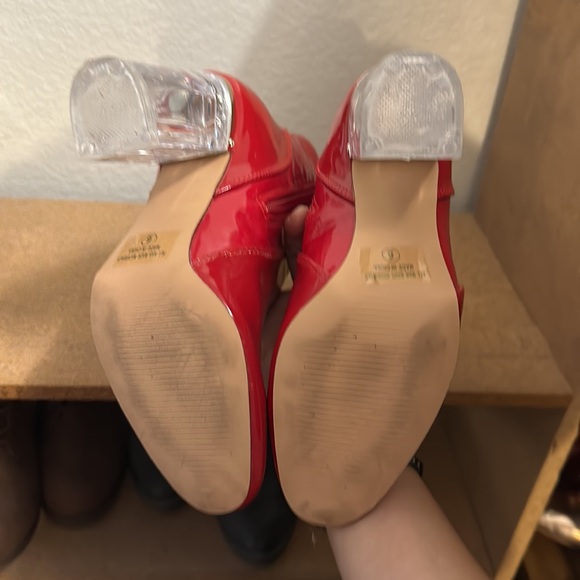 Red booties with clear heel - Picture 3 of 3